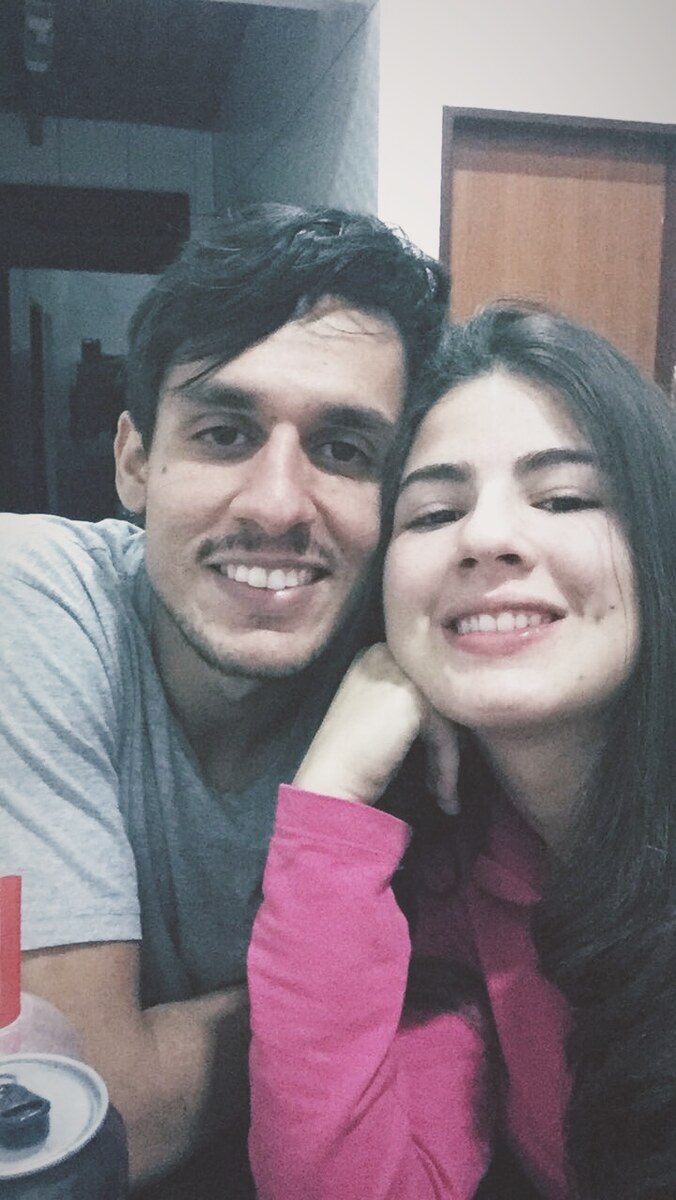 Selfie de João e Mel, no começo do namoro.